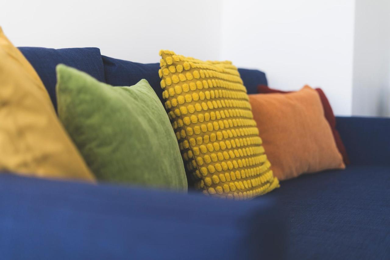 10 - Relax And Surf In Apartment