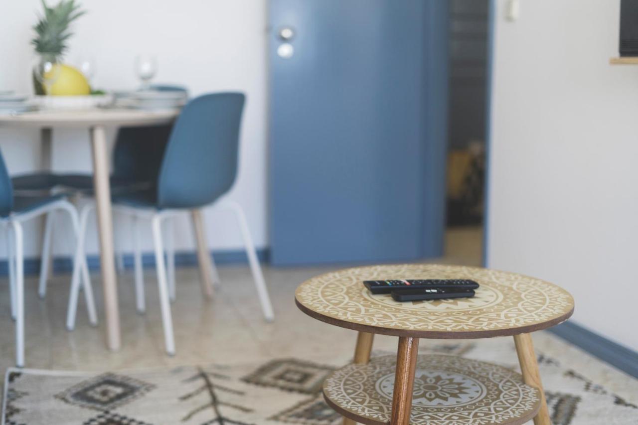 Apartment 10 - Relax And Surf In